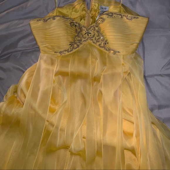 Formal yellow dress! Perfect for Prom season!! - Picture 3 of 5